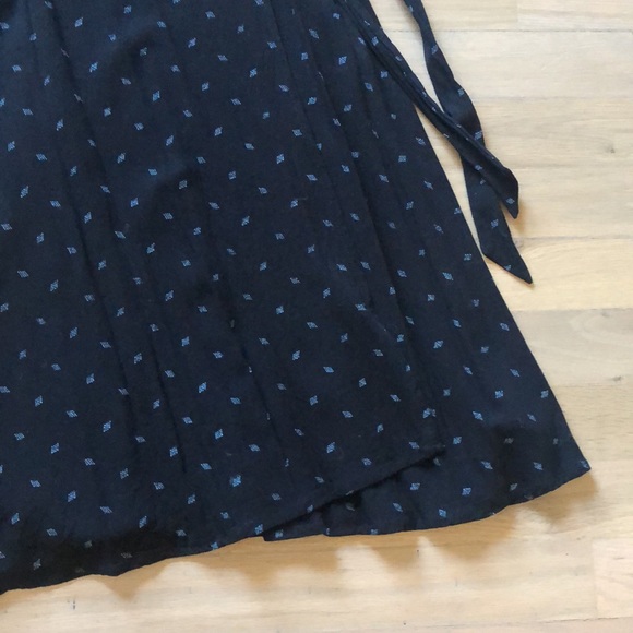 Wrap Dress Midi - Picture 4 of 8